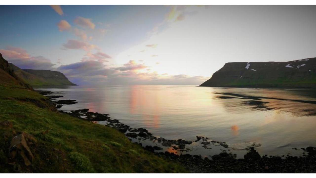 Comfy Guesthouse Westfjords Sudureyri Exterior foto